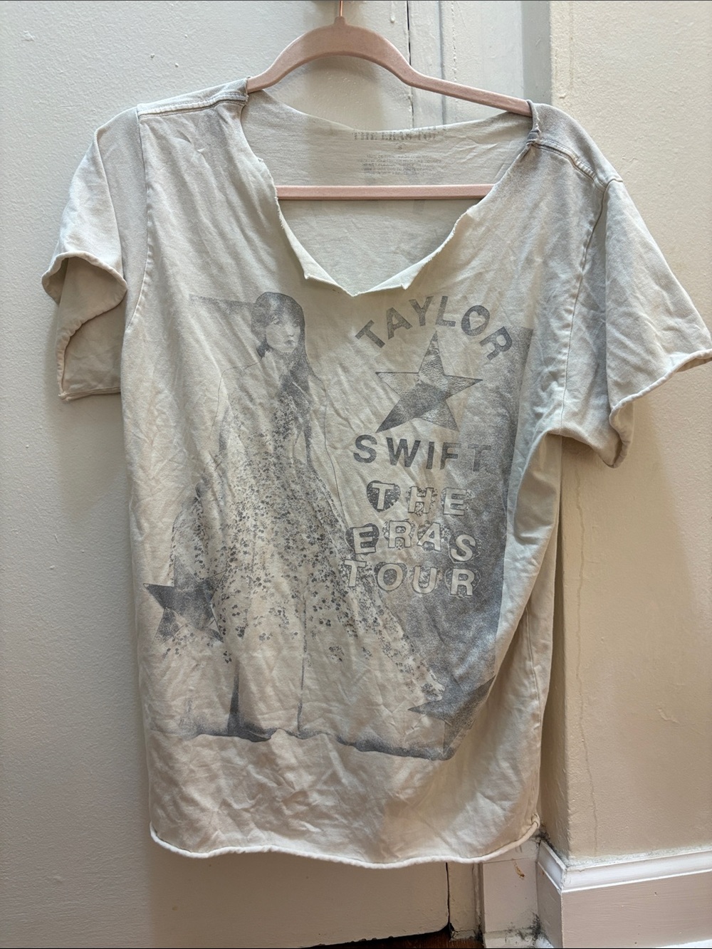 Taylor Swift Cream Graphic Short Sleeve Tour Tee The Eras Tour Small